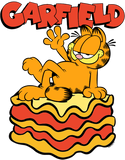 Discover Lasagna Slice Garfield Pose T-Shirt