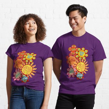 Discover It's a Small World Flowers (original) Classic T-Shirt