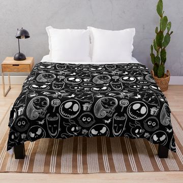 Discover Nightmare before Christmas Throw Blanket