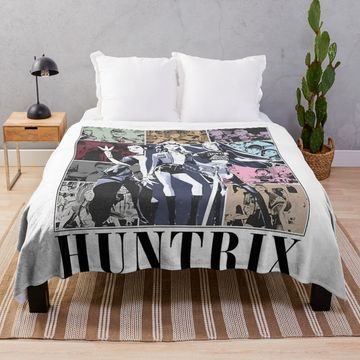 Discover kpop demon hunters huntrix Fleece Blanket