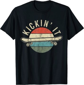 Discover Skateboard Skateboarding Gift for Skateboarder Retro Vintage T-Shirt
