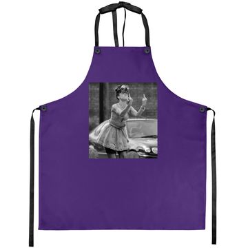 Discover Rihanna Attitude Boss Babe Apron