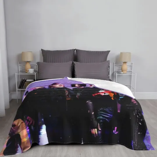 Xdinary Heroes - Hello, World! Throw Blanket Camping Sleeping Bag Blanket