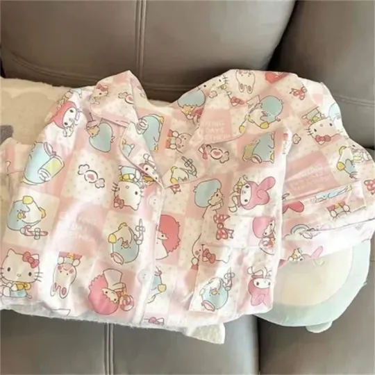 Cartoon Sanrios Hello Kitty Pajamas Sets