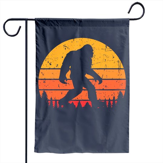 Bigfoot Retro Sunset Vintage - Bigfoot Retro Vintage - Garden Flag