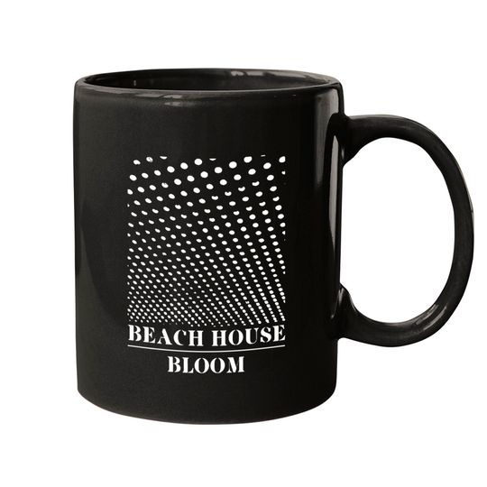 beach house Mugs