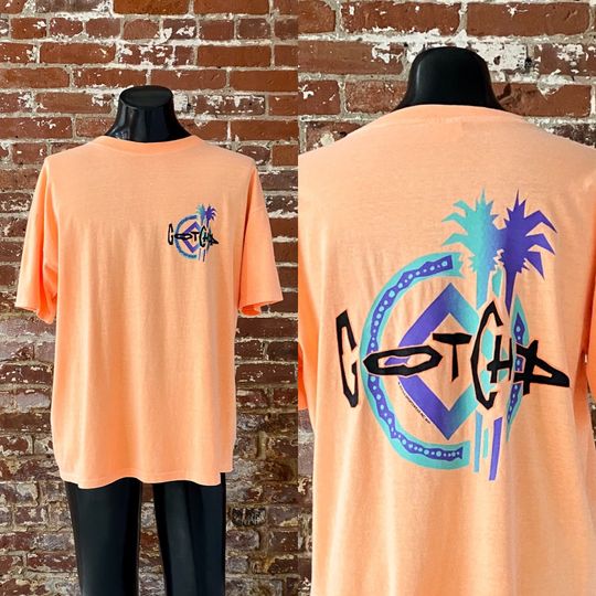 90s Gotcha Surf T-Shirt. Vintage 1991 Gotcha Graphic Logo Peach