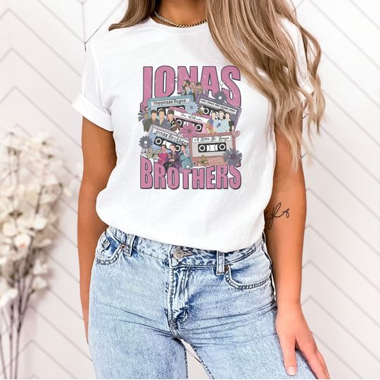 Jonas Brothers Vintage T-Shirt, Jonas Five Albums One Night Tour Shirt