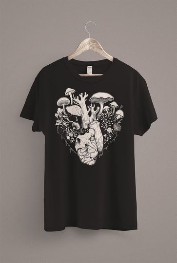 Cottagecore Mushroom Heart T-Shirt, Fairycore Fairy Grunge, Witchy Botanical Shirt