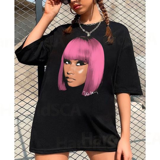Retro Nicki Minaj T-shirt, Rare Queen Of Rap Tee Album Cover Art Shirt