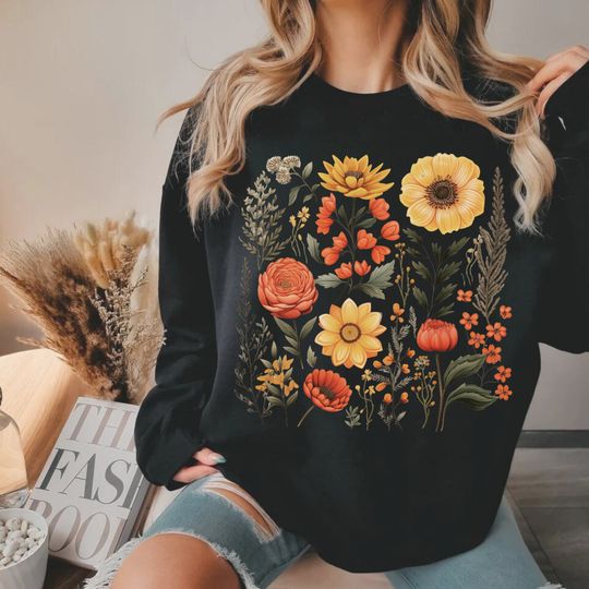 Vintage Pressed Flowers Sweatshirt, Cottagecore Boho Wildflowers Sweatshirt