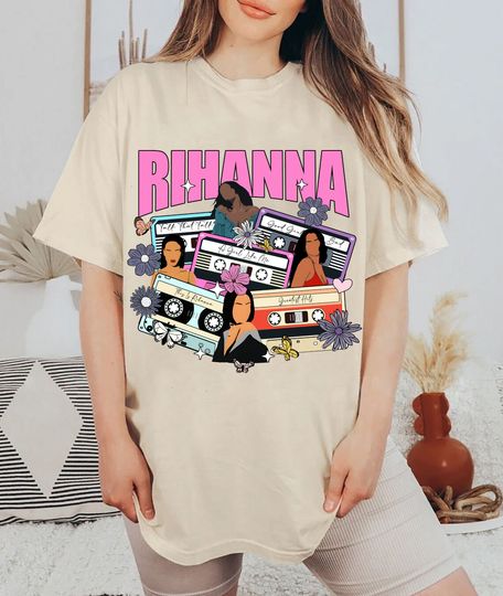 Vintage 90s Graphic Style Rihanna T-Shirt - Rihanna VintageT Shirt
