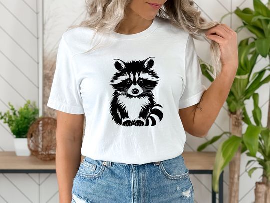Racoons Howling at The Moon T-shirt