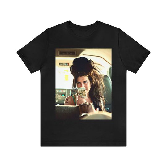 Amy Winehouse Vintage Retro T-Shirt