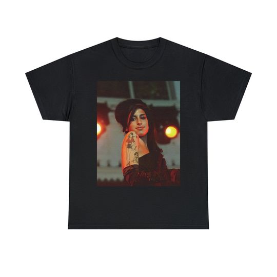 Amy Winehouse Vintage Retro T-Shirt