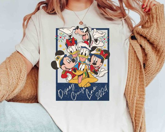 Disney Cruise Line 2024 Mickey And Friends Take Photo T-shirt