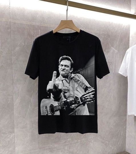 JOHNNY CASH T Shirt Tee Tshirt Shirt 1980s Rock Vintage