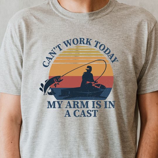 I Can't Work My Arm is in a Cast | Mens Fishing T shirt, Funny Fishing Shirt, Fishing Graphic Tee, Fisherman Gifts, Present For fisherman
