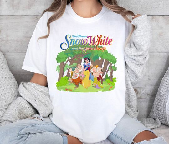 Lovely Snow White and Seven Dwarfs Disney Shirt