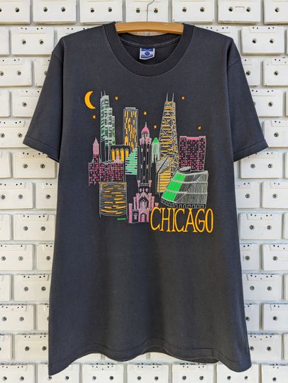 Vintage 90s Chicago Tourist T-Shirt Aracon Design Neon Graphic Art Print Tee