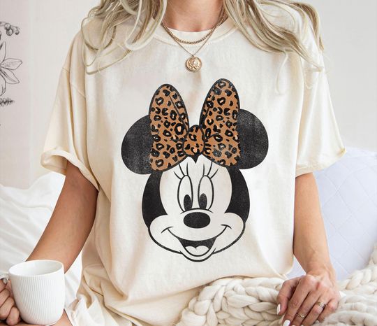Vintage Minnie Mouse Leopard Print Bow Disney T-shirt