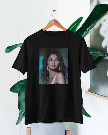Selena Gomez photo t-shirt | Selena Gomez fans top | Selena Gomez merch shirt | Selena Gomez gift | Rare Beauty | Selena Gomez