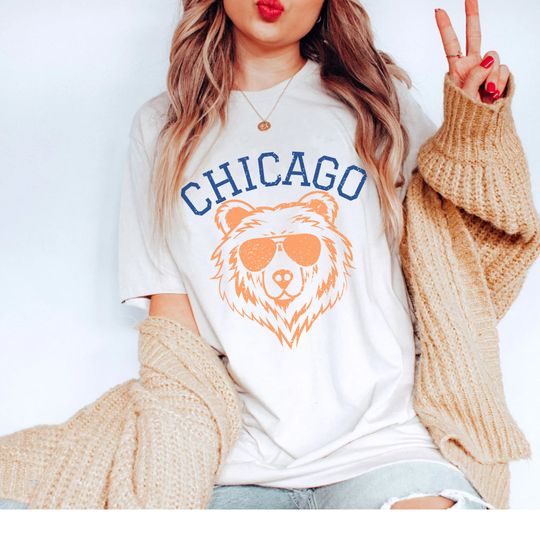Vintage Chicago Shirt, Retro Football Shirt, Mens and Womens Shirt, Throwback Chicago Shirt