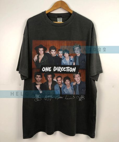 One Direction members' signatures 1D Tshirt,Direction Gift, One Direction World Tour , One Direction 1D