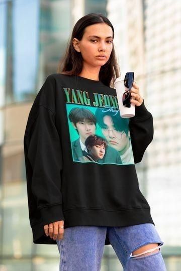 Stray Kids Jeongin Retro 90s Sweatshirt