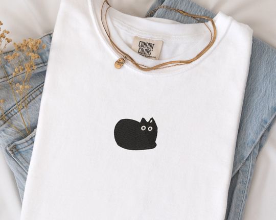 Embroidered Loaf Cat Tshirt, Embroidered tshirt, Embroidered Cat Tee, Embroidered Cat Shirt, Trendy Tshirts for Women, Black Cat Tshirt