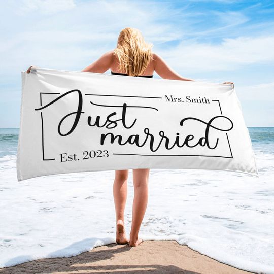 Just Married Beach Towel, His and Hers Newlywed Beach Towels, Custom Mr and Mrs Beach Towels, Personalized Honeymoon Gift,Bridal Shower Gift