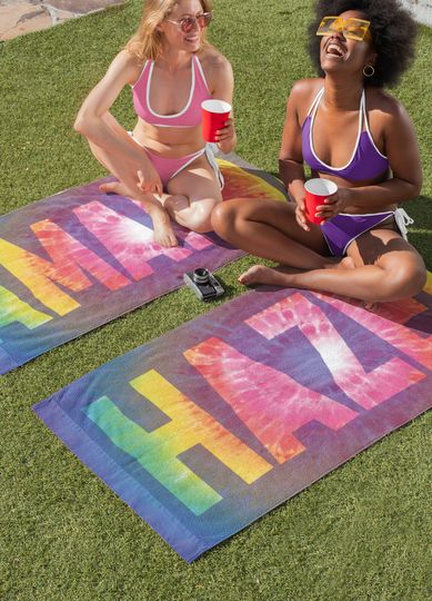 Multi-color Tie Dye Pattern Custom Name Beach Towel, Personalized Colorful Bath Towels, Rainbow Pattern Pool Towel, Birthday Vacation Gift