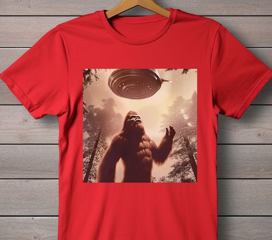 Bigfoot UFO Shirt Bigfoot Shirt Sasquatch Camping Shirt Funny Bigfoot Shirt Bigfoot Camping Shirt Yeti Bigfoot Shirt Bigfoot UFO Tee