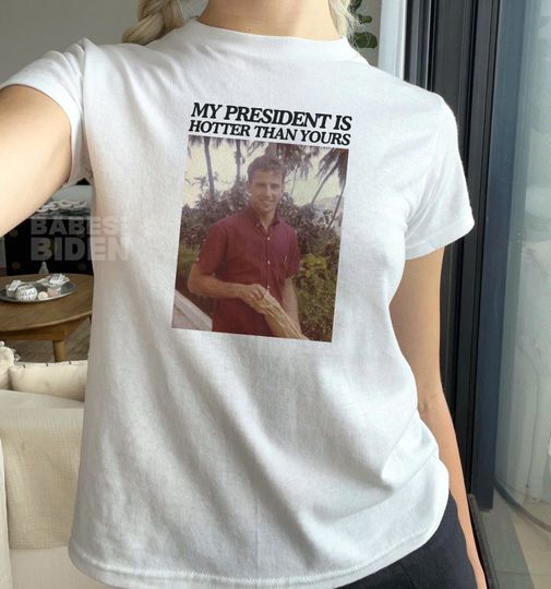 Hot Young Joe Biden Baby Tee y2k Joe Biden Election T-Shirt Democrats Aesthetic Trendy Vote Joe Biden 2024 Democrat Clothing