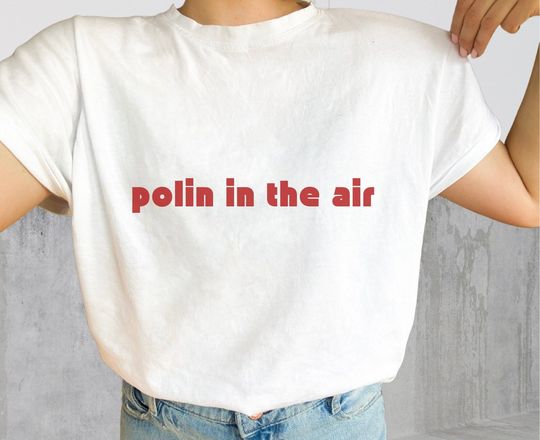Polin shirt / Bridgerton minimal t-shirt / Carriage scene