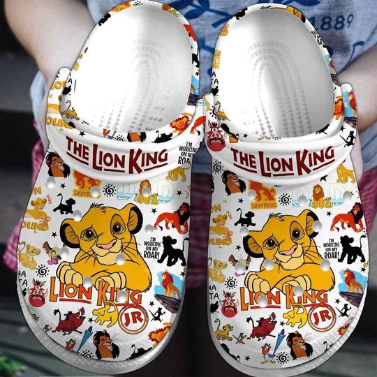 Disney The Lion King Clogs, Lion King Clogs, Mufasa Casual Clogs, Simba Timon Pumbaa Shoes, Disney Family Gift Shoes For Women Men