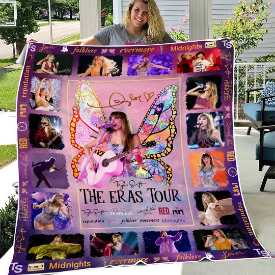 Taylorr Swifts fleece blanket