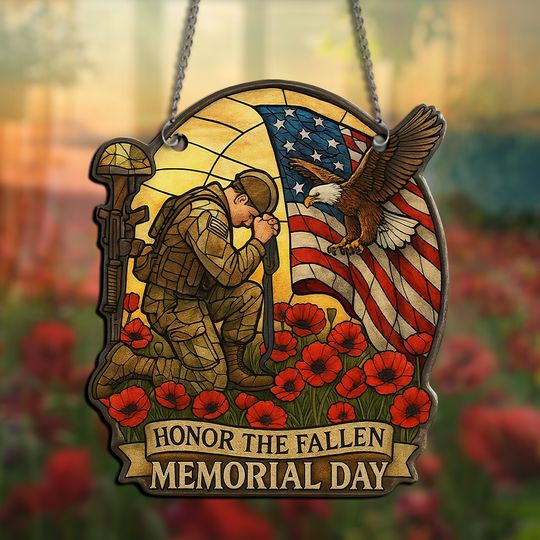 Honor the Fallen – Soldier & Flag Memorial Hanging suncatcher ornaments