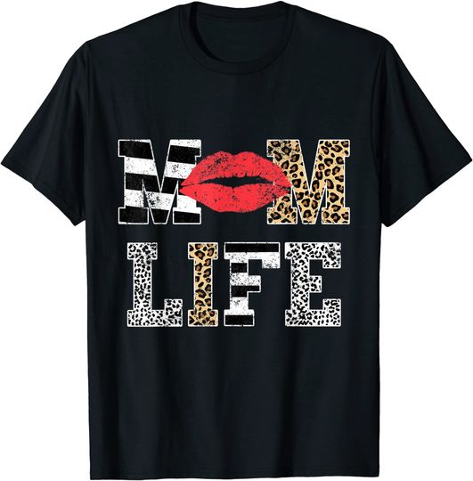 Mom Life Vintage Pattern Red Lips Mother's Day T-Shirt