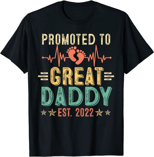 Vintage Retro Promoted To Great Daddy Est 2022 T-Shirt