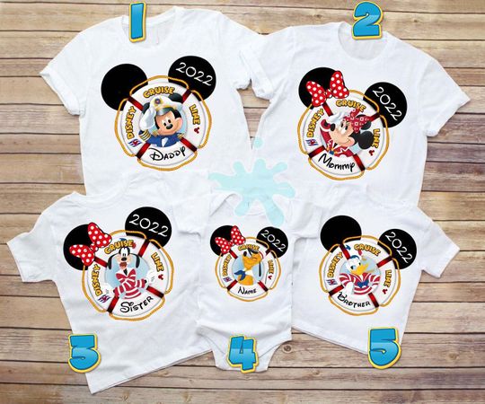 Personalized Disney Cruise Disney Trip 2022 T-Shirt