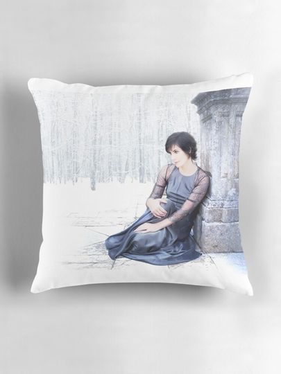 Enya Pillow