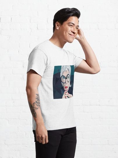 Fashion queen Classic T-Shirt