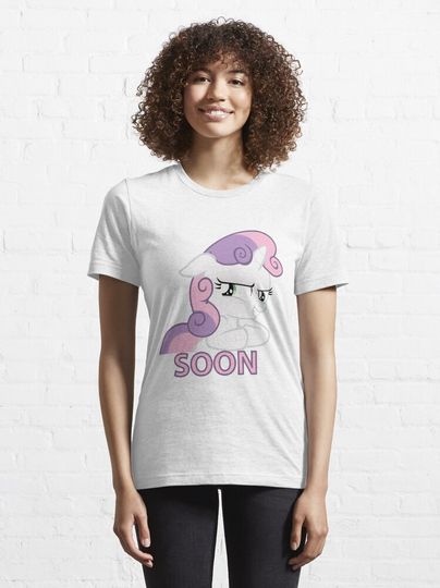 Mischievous Sweetie Belle Version 1  Essential T-Shirt