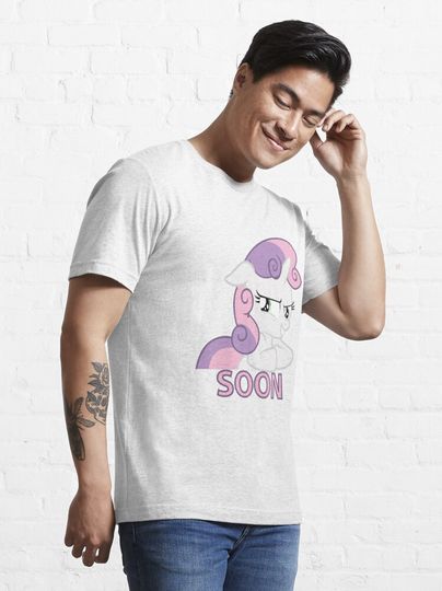 Mischievous Sweetie Belle Version 1  Essential T-Shirt