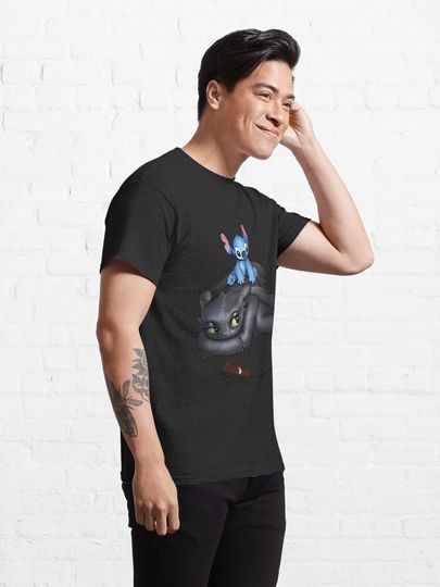 Stitch Sitting On Toothless Funny  Classic T-Shirt