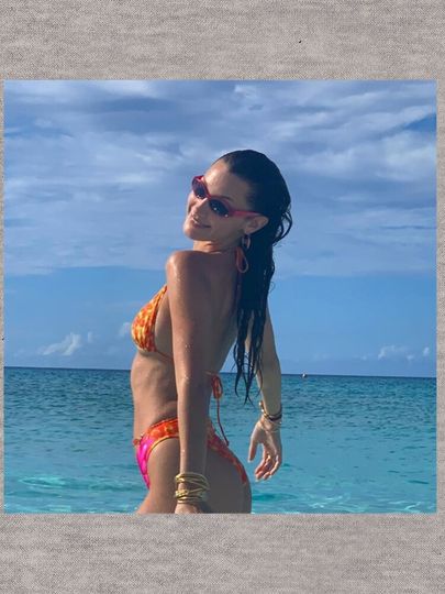 Bella Hadid| Perfect Gift | Bella Hadid Lightweight Hoodie
