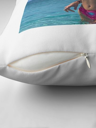 Bella Hadid| Perfect Gift | Bella Hadid Pillow