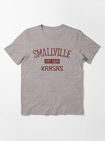 Smallville Essential T-Shirt