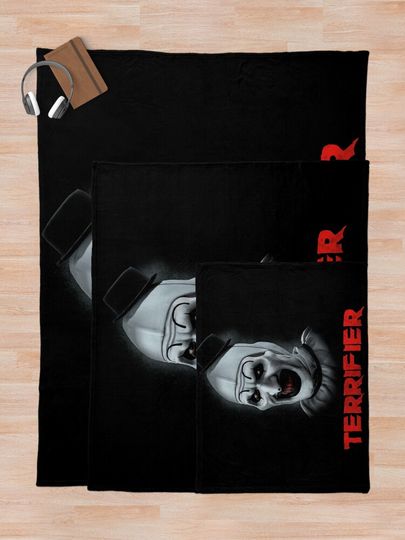 Terrifier 2 Art the Clown Throw Blanket